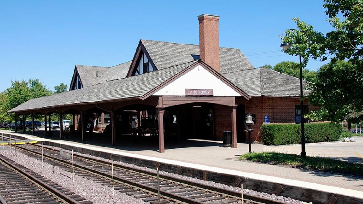 Lake Forest, IL