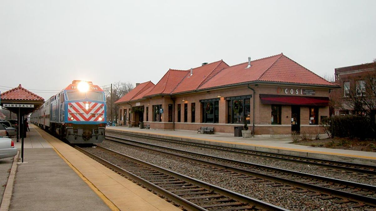 Hinsdale, IL