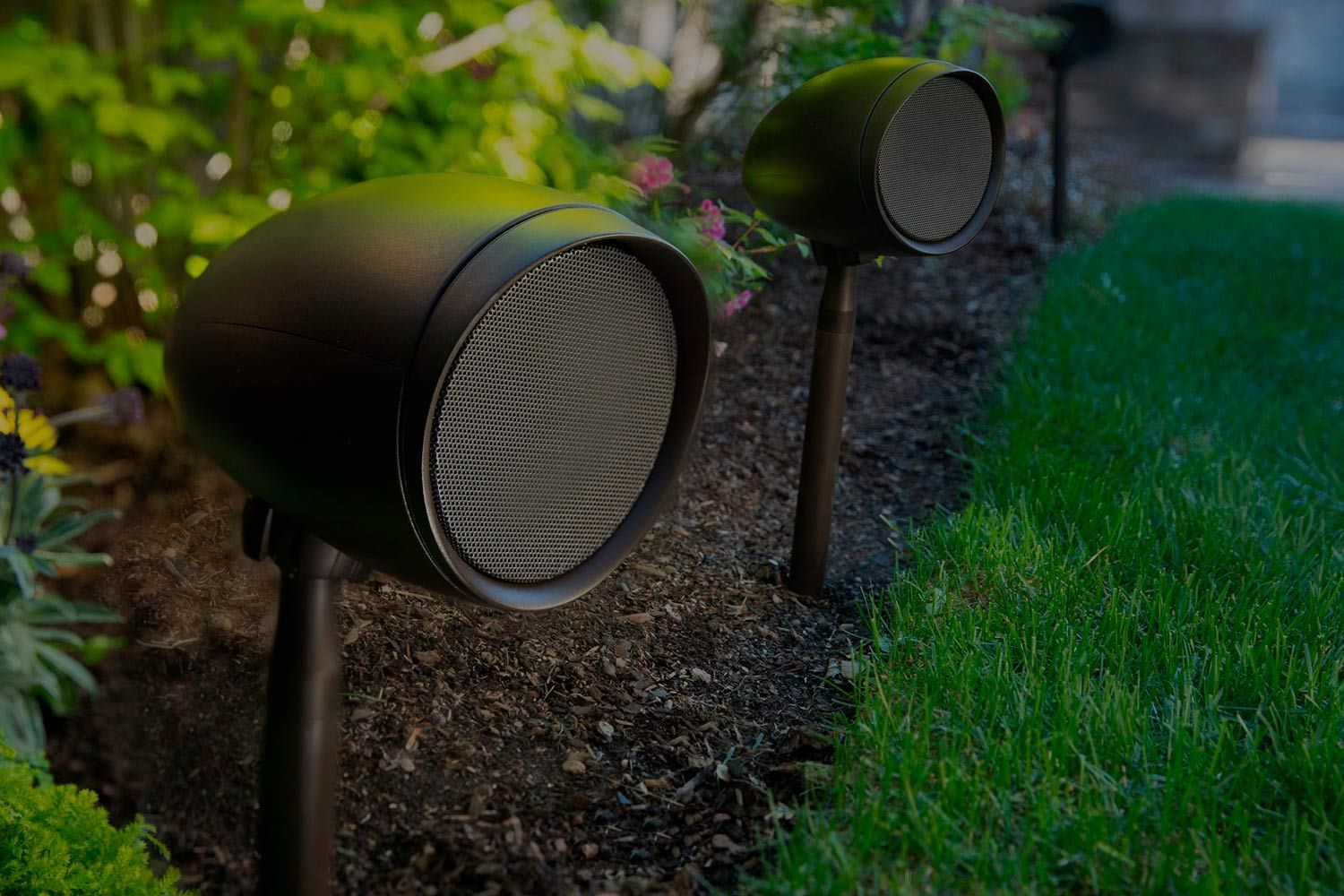 control 4 outdoor speakers